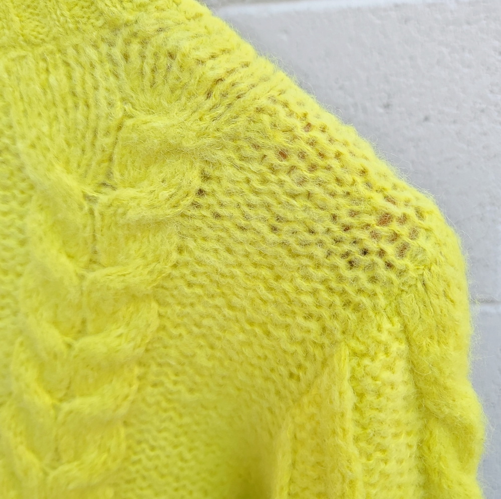 MOTHER | Wide Sleeve Extended Sleeve Crop Cable Sweater in Highlight of My Life - Picture 14 of 16